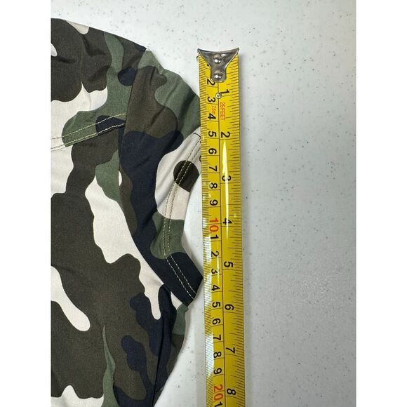 VINTAGE Baby Phat Y2K Authentic Women’s Medium Camo Logo Bling Short Sleeve Top - Picture 14 of 16